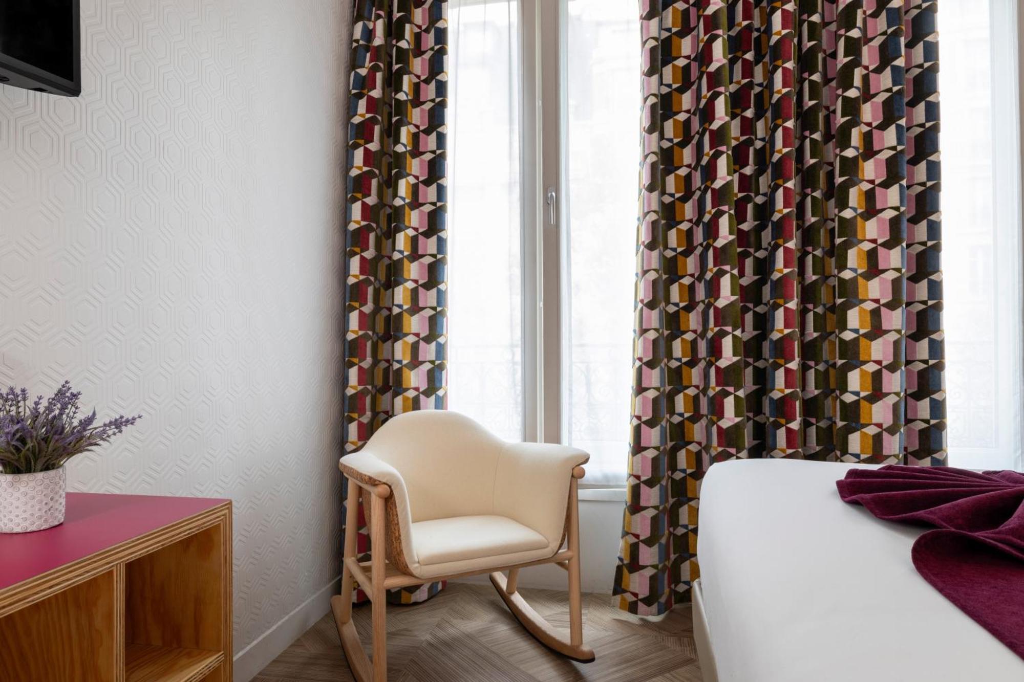 Hotel Locomo - Gare De Lyon Bastille Paris Bagian luar foto